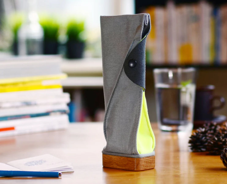 Grey / Yellow Wood Base Standing Case